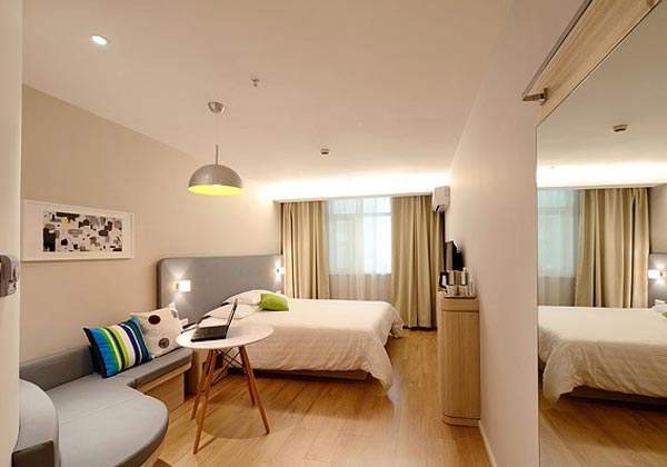 The Power of Data Analytics in Business Decision-Making